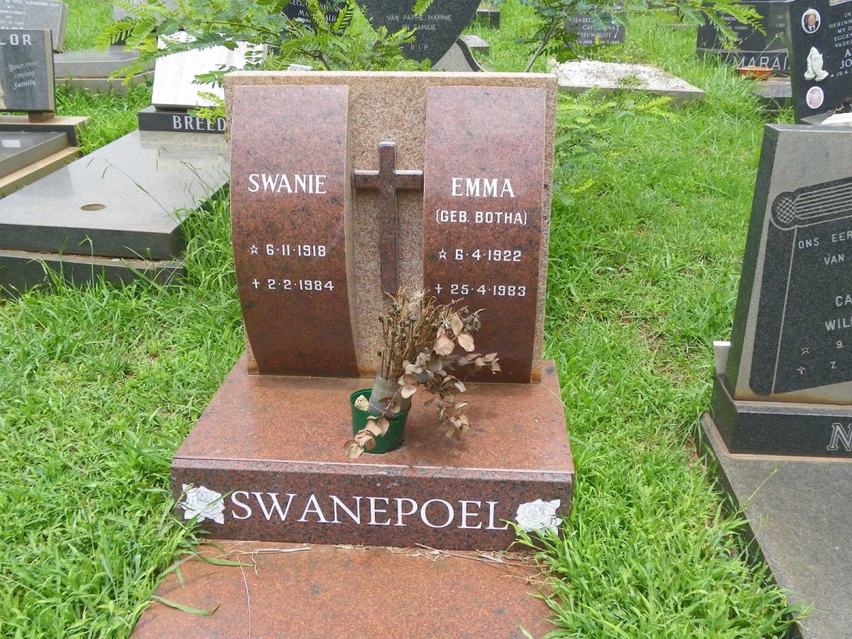 SWANEPOEL Swanie 1918-1984 &amp; Emma BOTHA 1922-1983
