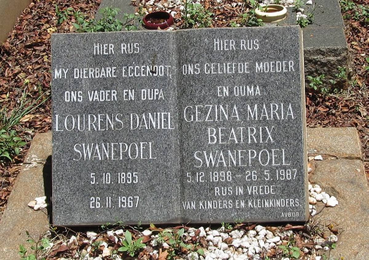 SWANEPOEL Lourens Daniel 1895-1967 &amp; Gezina Maria Beatrix 1898-1987