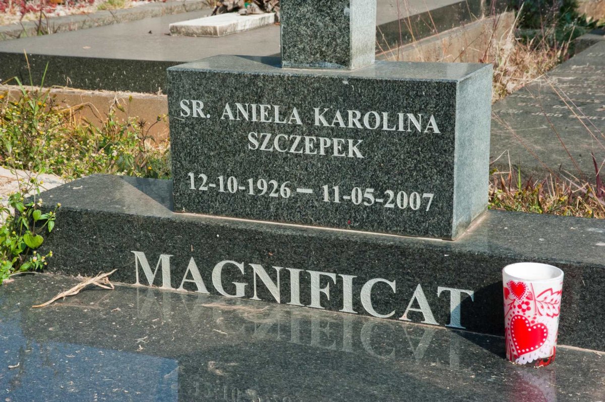 SZCZEPEK Aniela Karolina 1926-2007