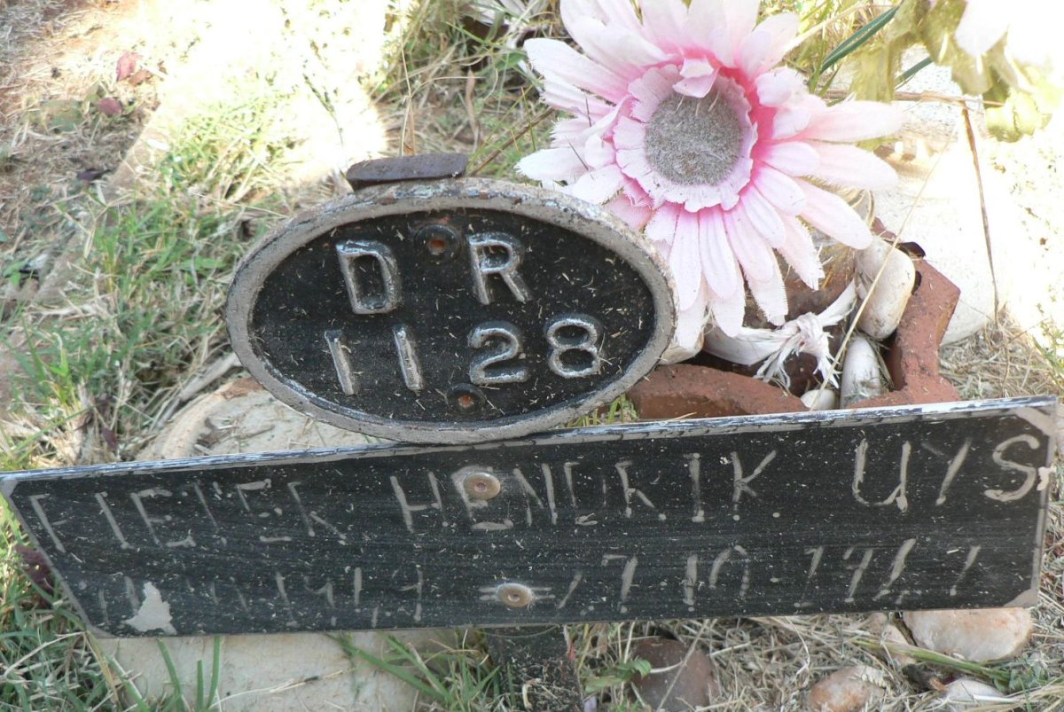 UYS Pieter Hendrik 1949-1949