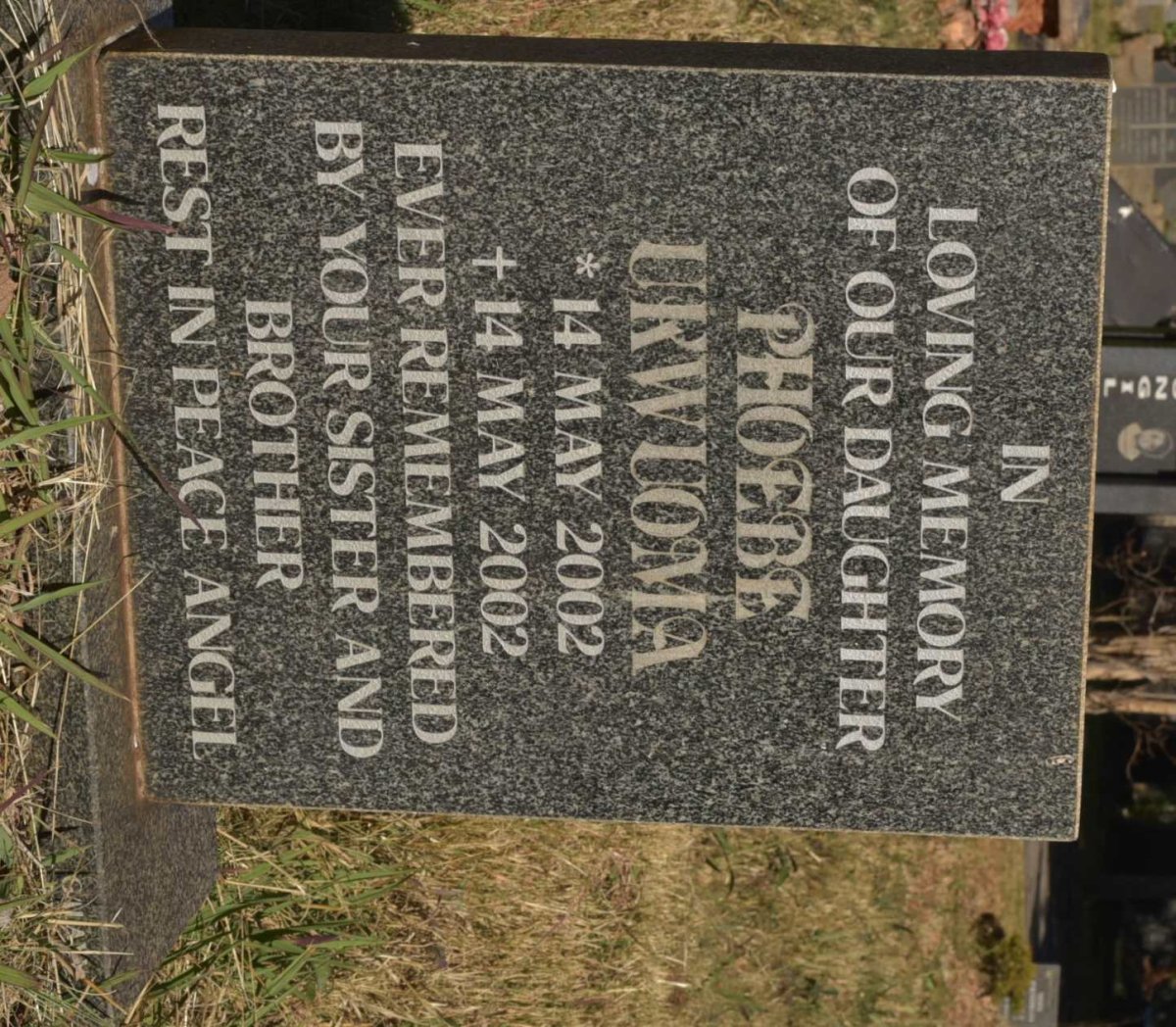 UKWUOMA Phoebe 2002-2002