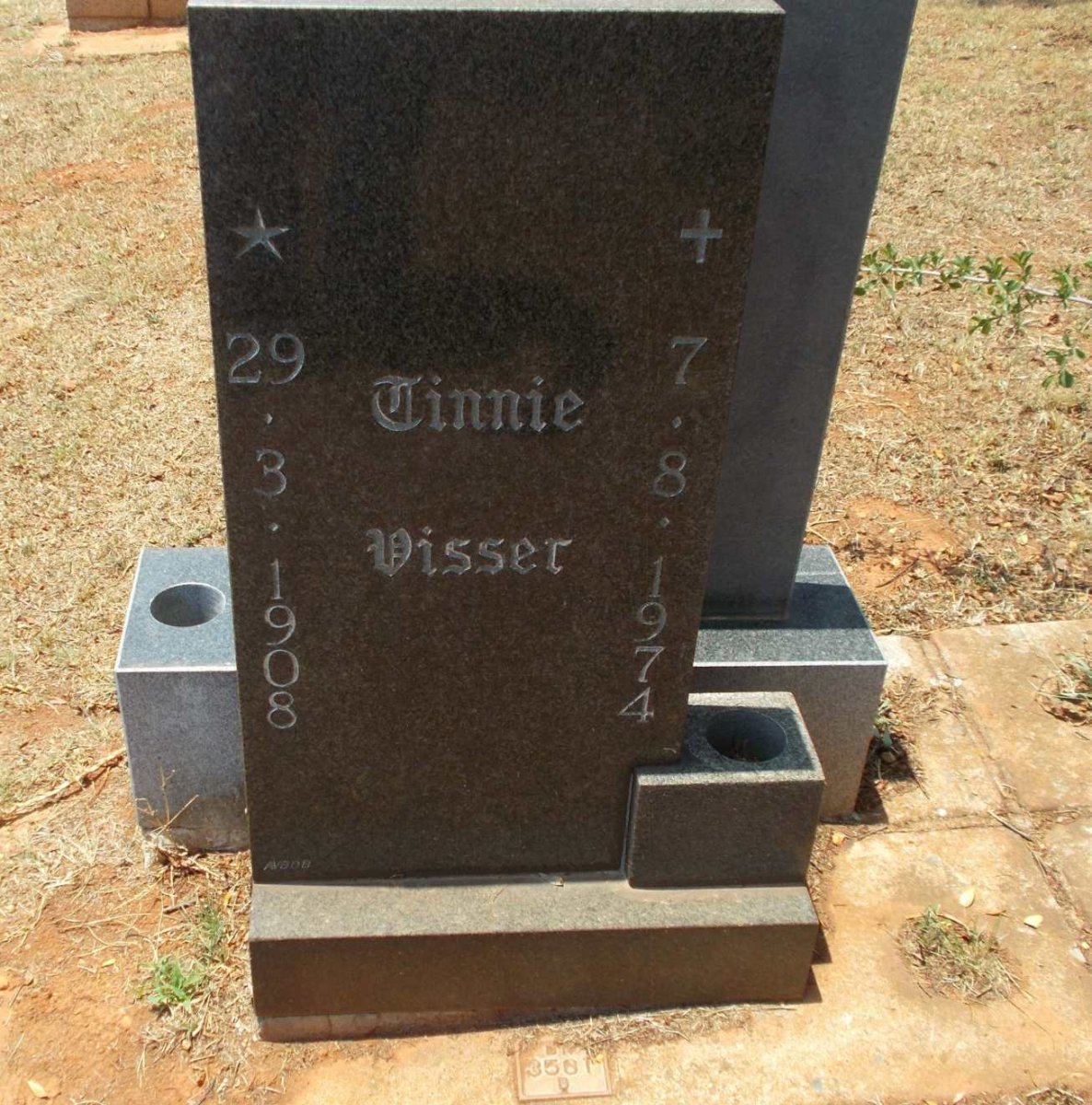 VISSER Tinnie 1908-1974