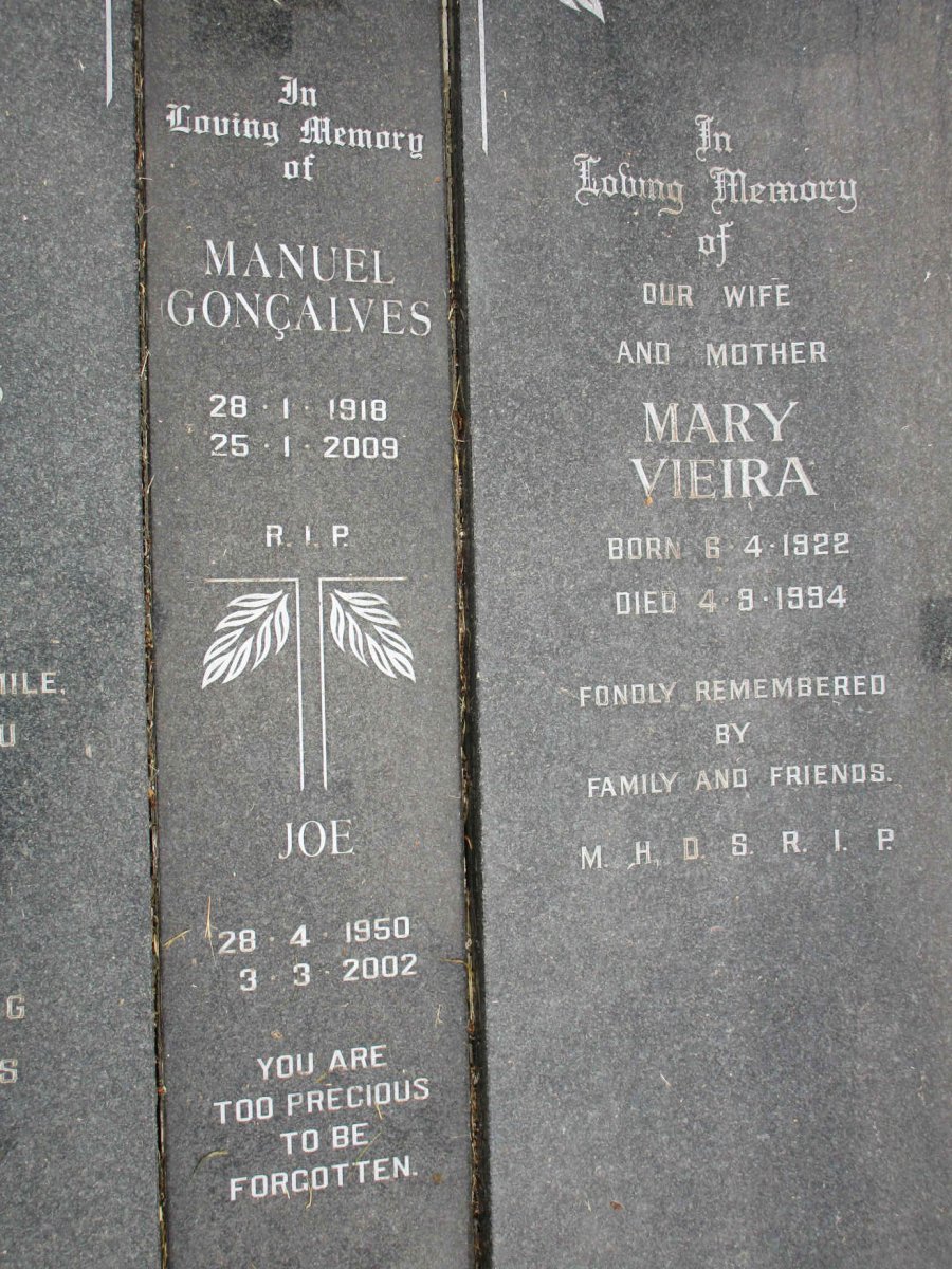 VIEIRA Manuel Goncalves 1918-2009 :: VIEIRA Mary 1922-1994 :: VIEIRA Joe 1950-2002