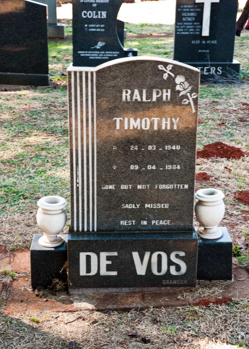 VOS Ralph Timothy, de 1940-1984
