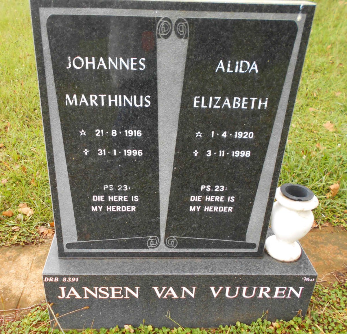 VUUREN Johannes Marthinus, Jansen van 1916-1996 &amp; Alida Elizabeth 1920-1998