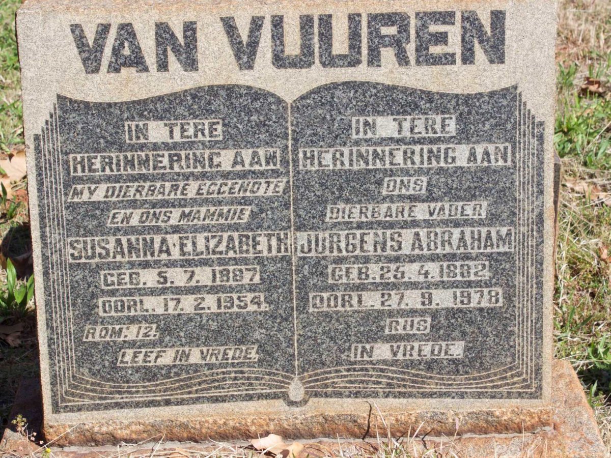 VUUREN Jurgens Abraham, van 1882-1978 &amp; Susanna Elizabeth 1887-1954