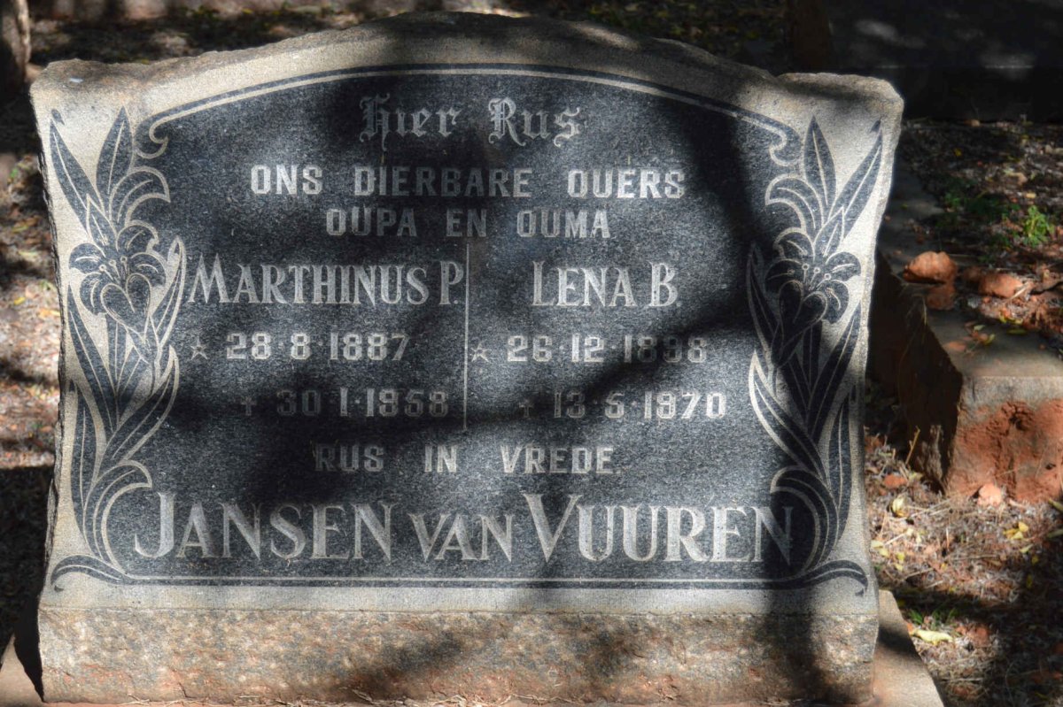 VUUREN Marthinus P., Jansen van 1887-1958 &amp; Lena B. 1898-1970