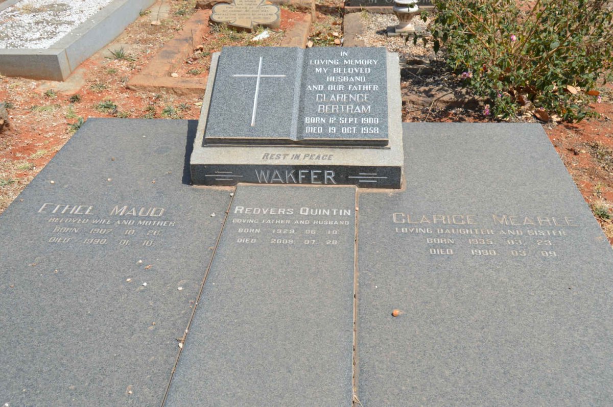 WAKFER Clarence Bertram 1900-1958 &amp; Ethel Maud 1907-1990