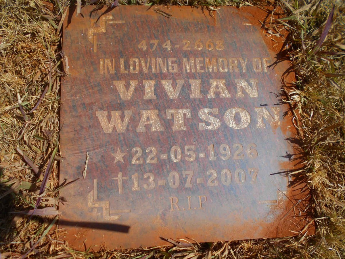 WATSON Vivian 1926-2007