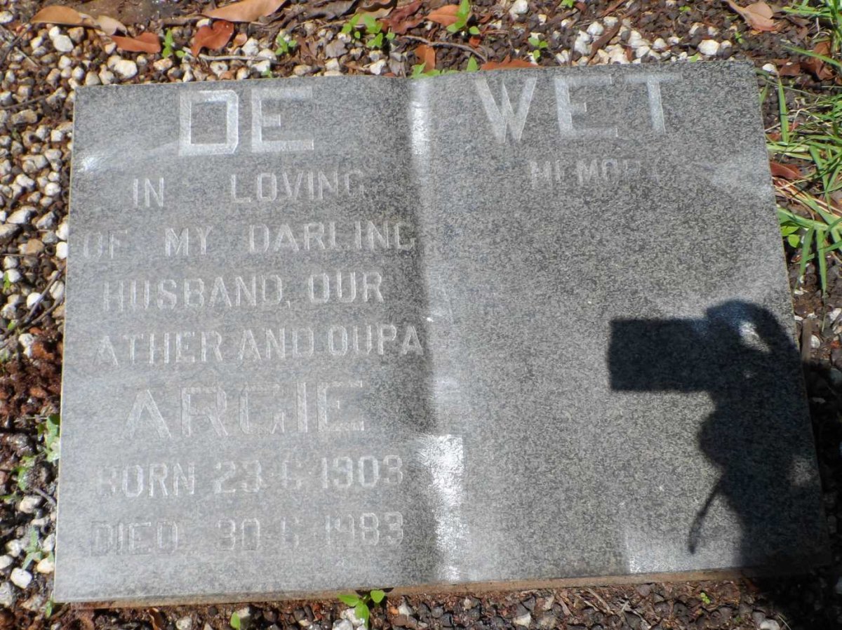 WET Argie, de 1903-1983