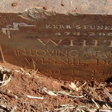 WHITE Frederick Joseph 1941-2010 &amp; Winnie Dorah 1942-2006