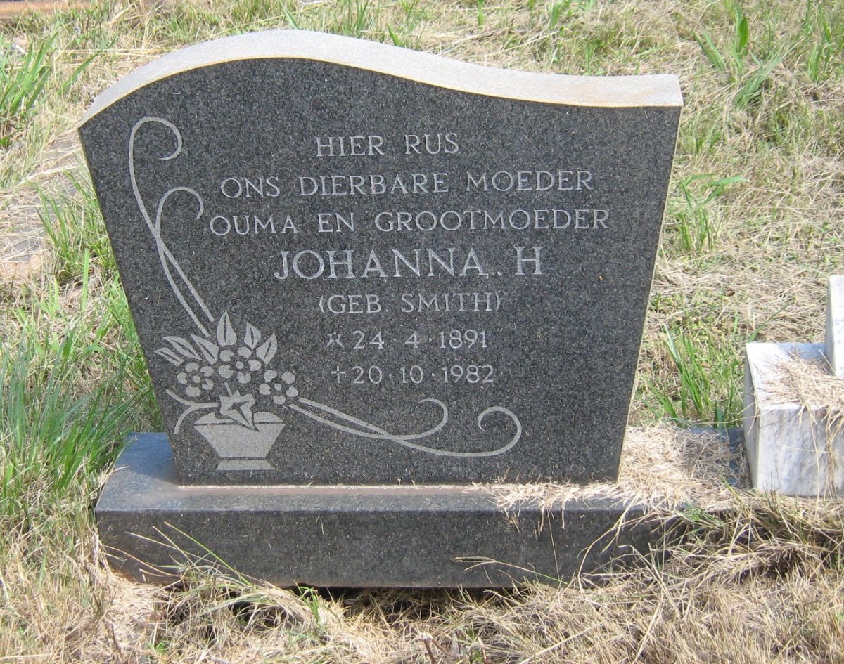 WIETZ M. 1884-1953 &amp; Johanna H. SMITH 1891-1982