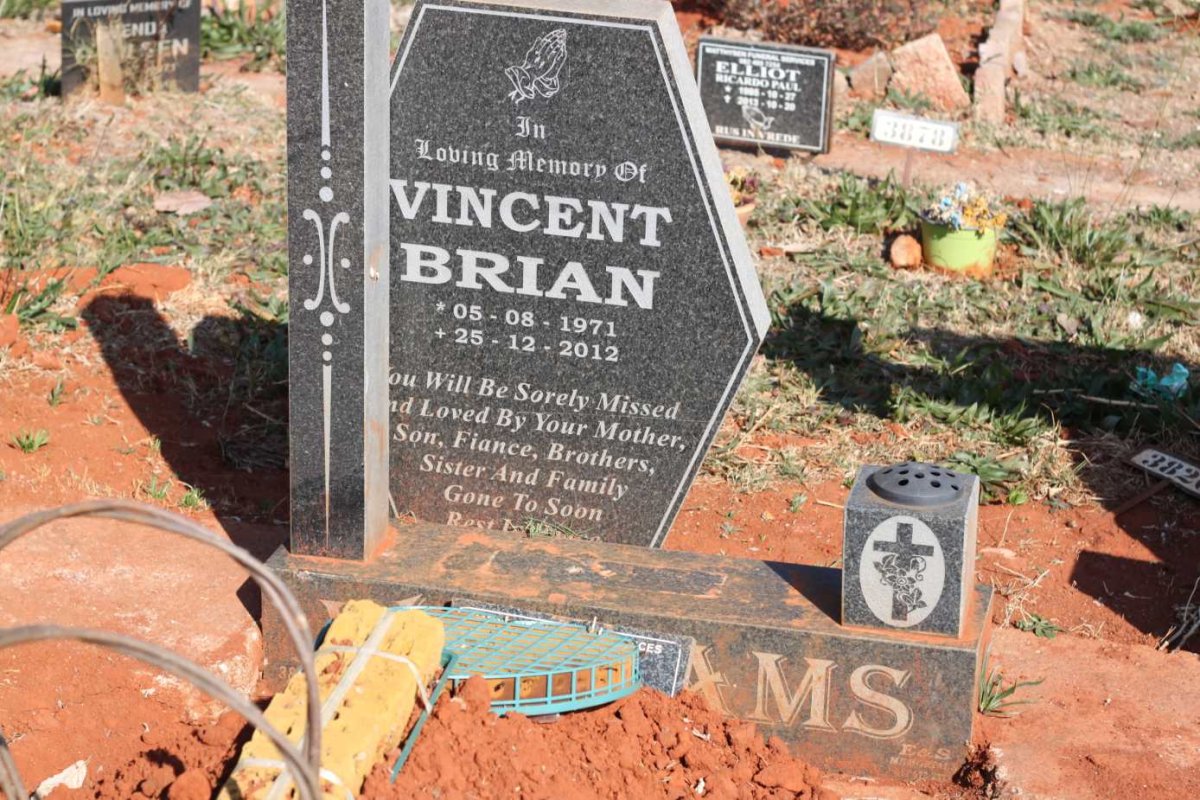 WILLIAMS Vincent Brian 1971-2012