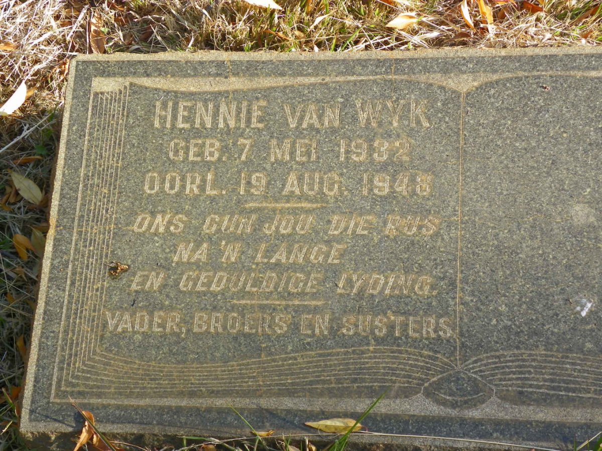 WYK Hennie, van 1932-1948