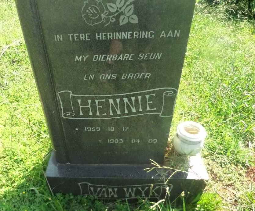 WYK Hennie, van 1959-1983