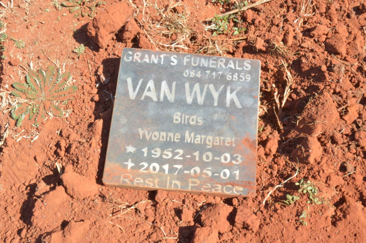 WYK Birds Yvonne Margaret, van 1952-2017