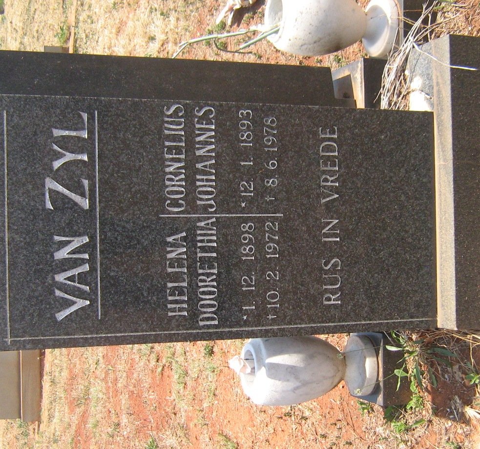 ZYL Cornelius Johannes, van 1893-1978 &amp; Helena Doorethia 1898-1972