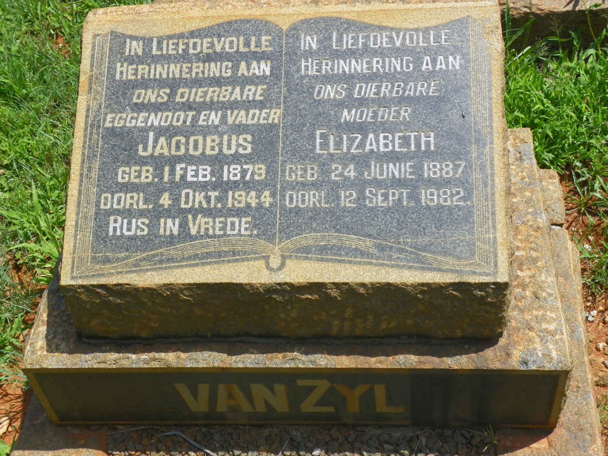 ZYL Jacobus, van 1879-1944 &amp; Elizabeth 1887-1982