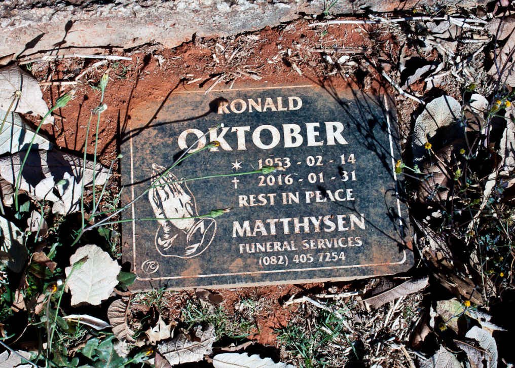 OKTOBER Ronald 1953-2016