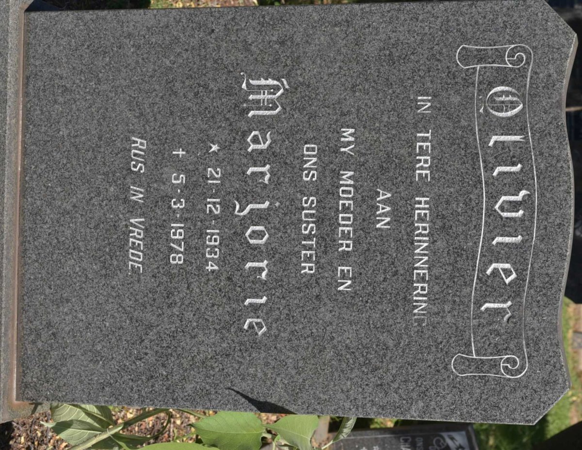 OLIVIER Marjorie 1934-1978