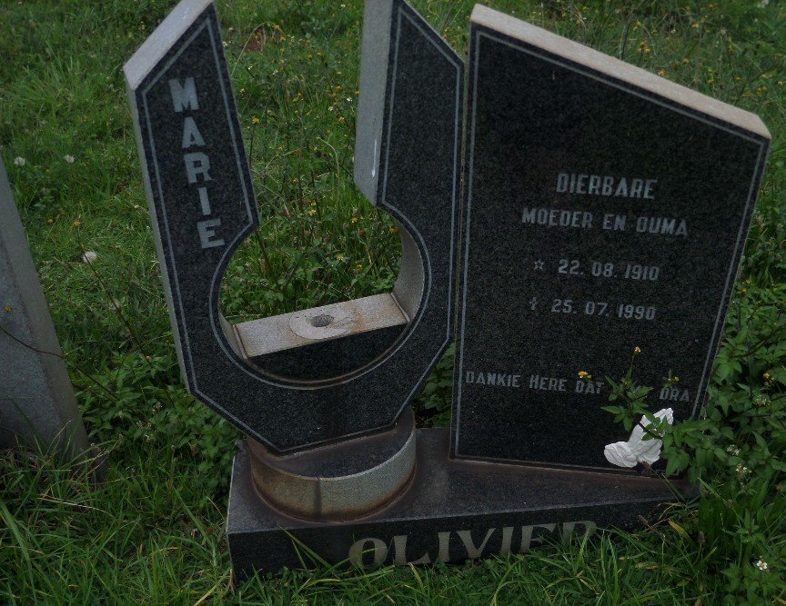 OLIVIER Marie 1910-1990