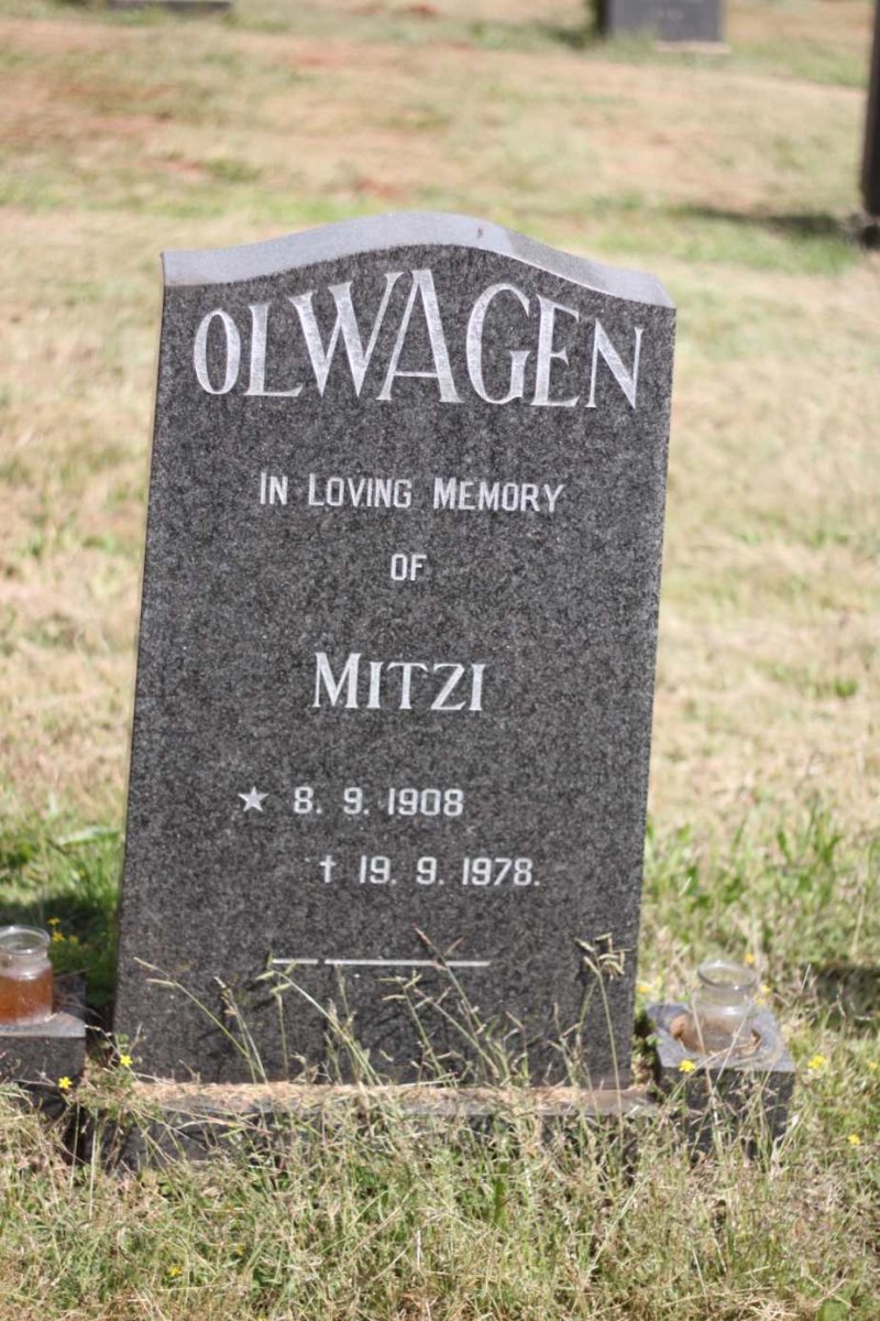 OLWAGEN Mitzi 1908-1978