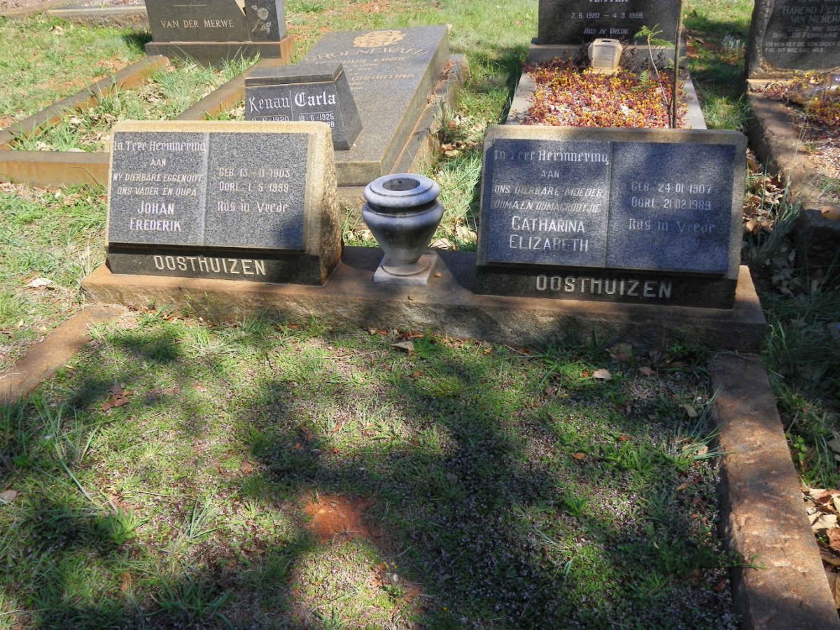 OOSTHUIZEN Johan Frederik 1903-1959 &amp; Catharina Elizabeth 1907-1989