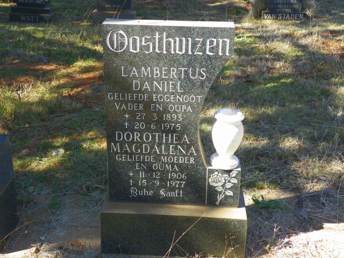 OOSTHUIZEN Lambertus Daniel 1893-1975 &amp; Dorothea Magdalena 1906-1977