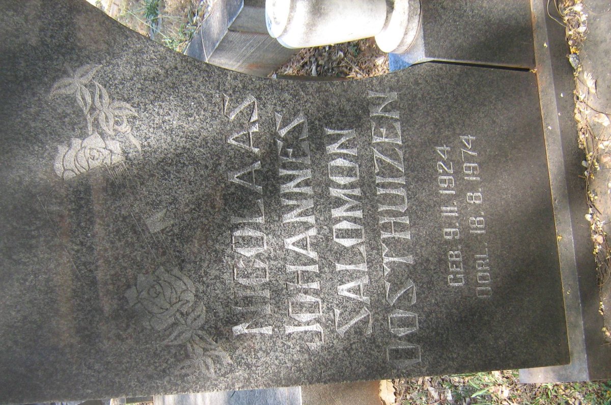 OOSTHUIZEN Nicolaas Johannes Salomon 1924-1974