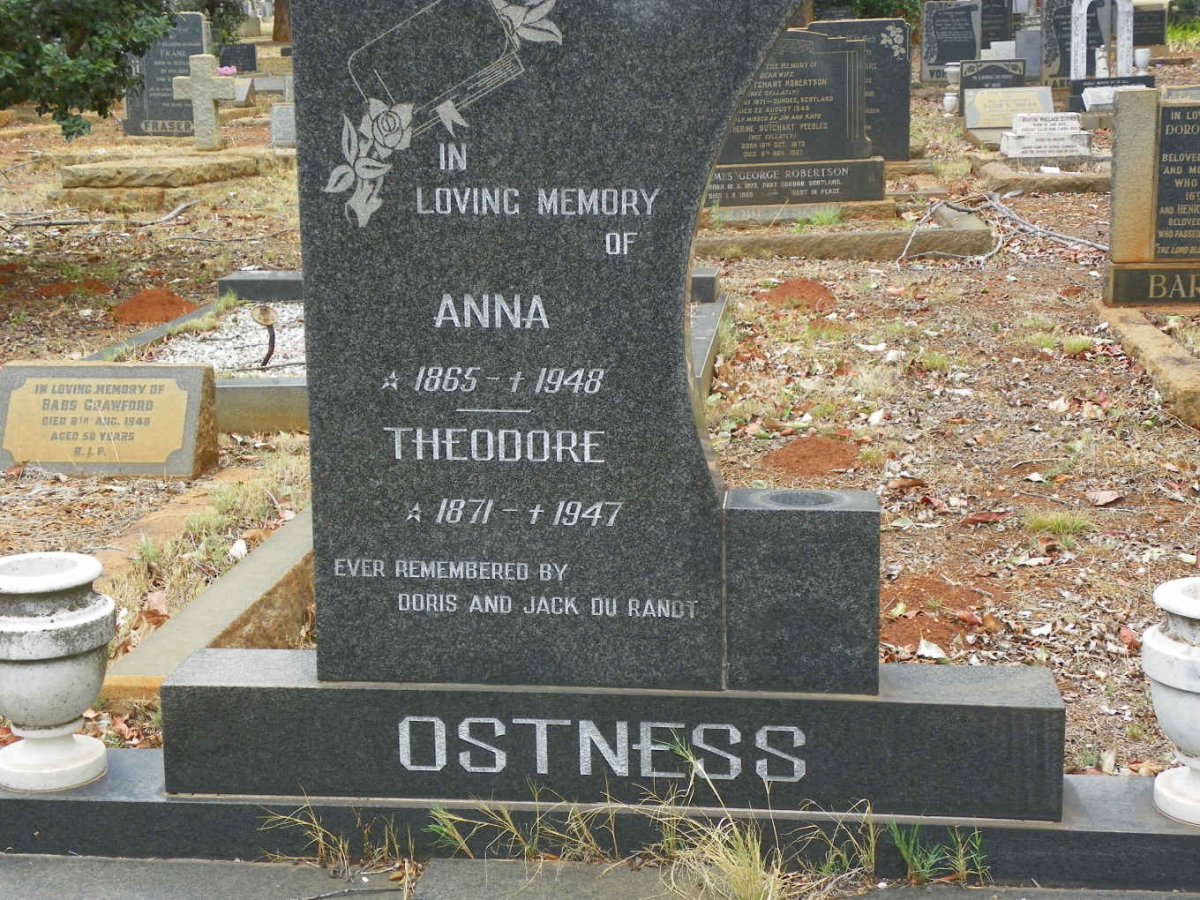 OSTNESS Theodore 1871-1947 &amp; Anna 1865-1948