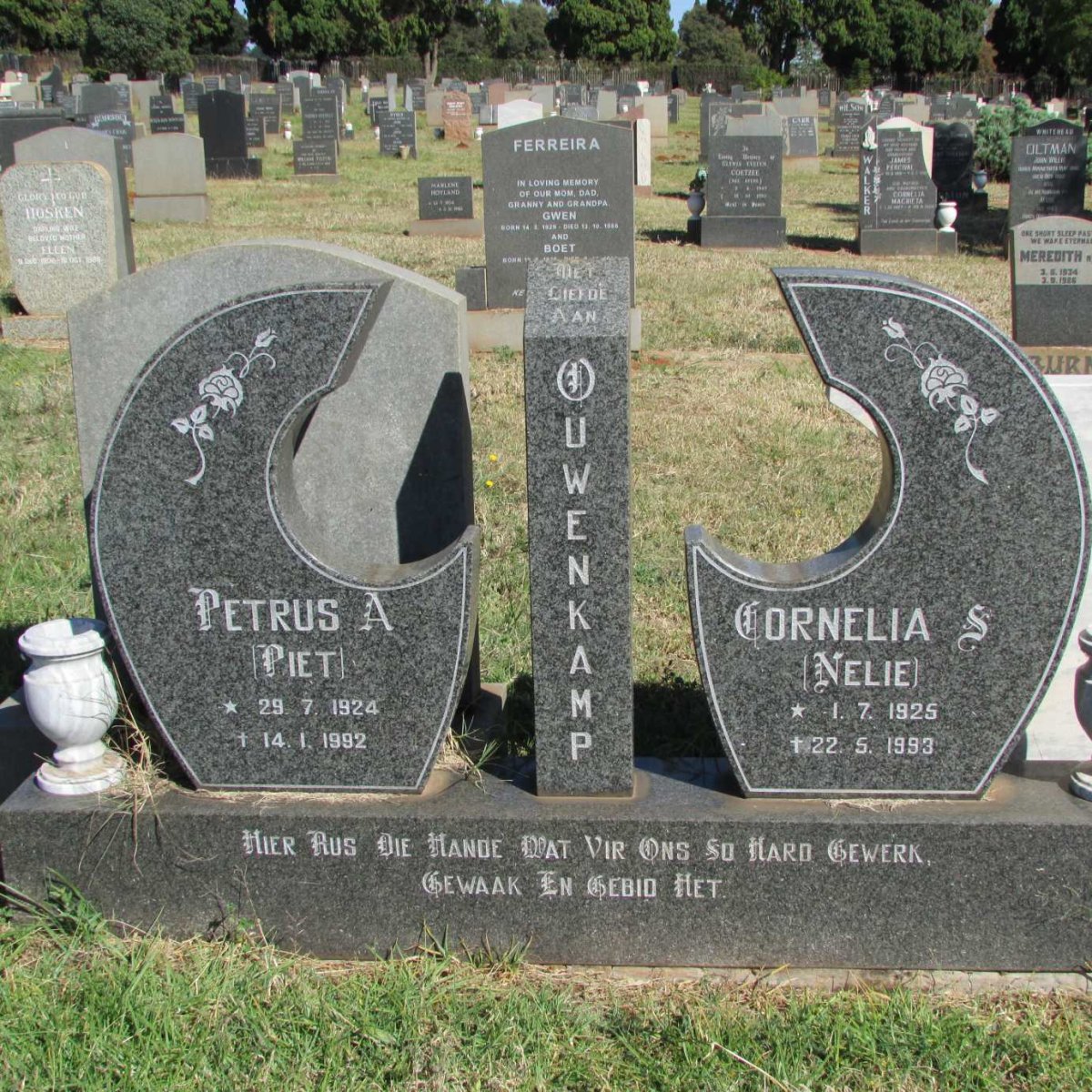 OUWENKAMP Petrus A. 1924-1992 &amp; Cornelia S. 1925-1993
