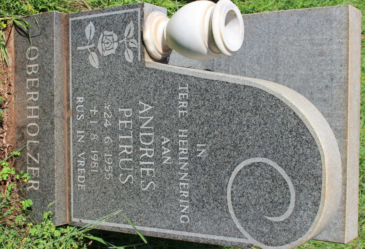 OBERHOLZER Andries Petrus 1955-1981