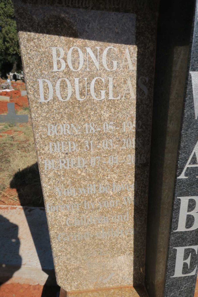 QWABE Bonga Douglas 1952-2018