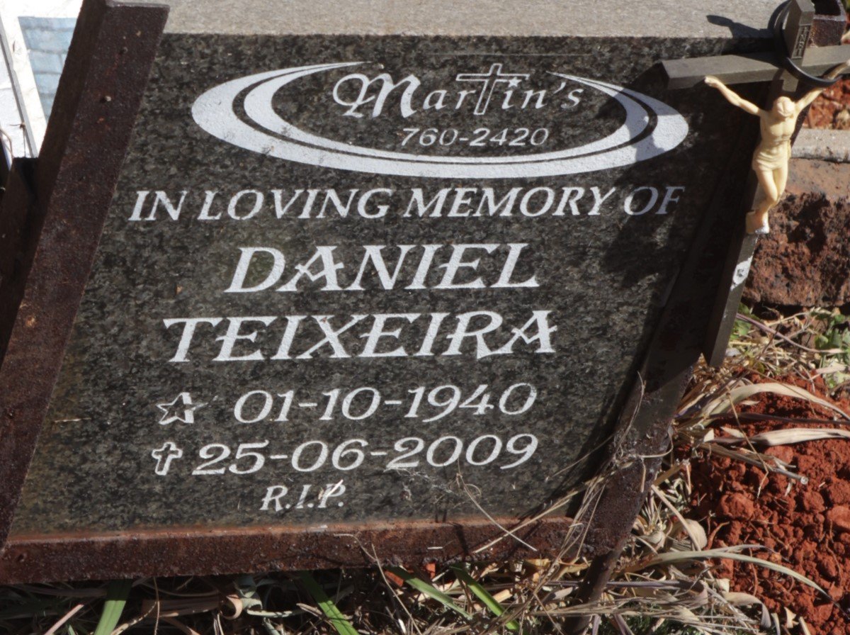 TEIXEIRA Daniel 1940-2009