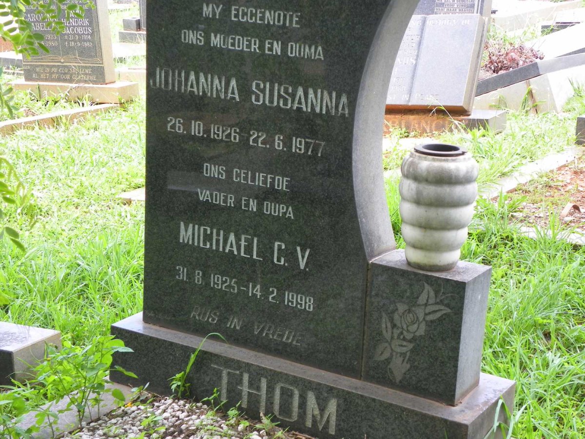 THOM Michael C.V. 1925-1998 &amp; Johanna Susanna 1926-1977