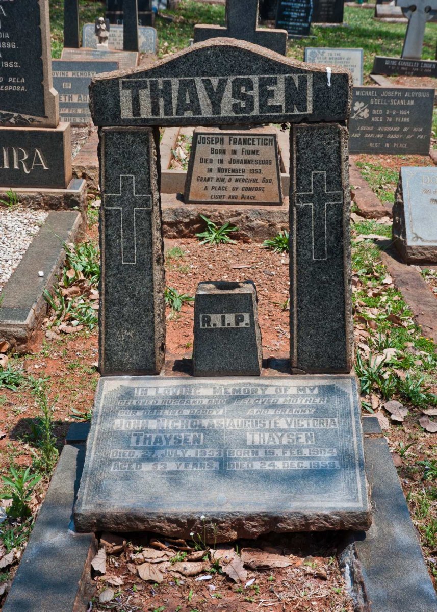 THAYSEN John Nicholas -1953 &amp; Auguste Victoria 1904-1959