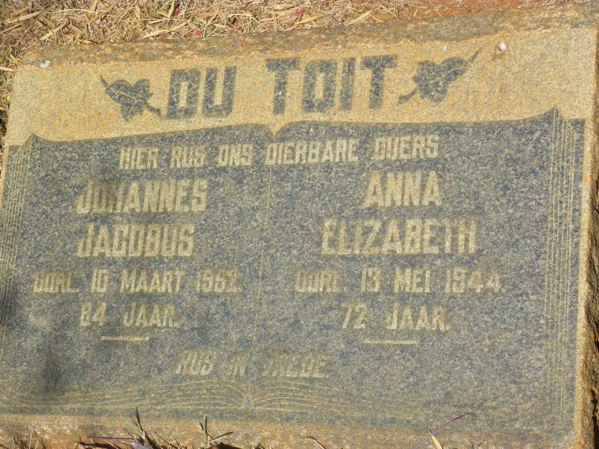 TOIT Johannes Jacobus, du -1952 &amp; Anna Elizabeth -1944