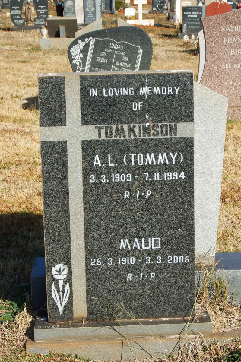 TOMKINSON A.L. 1909-1994 &amp; Maud 1910-2005