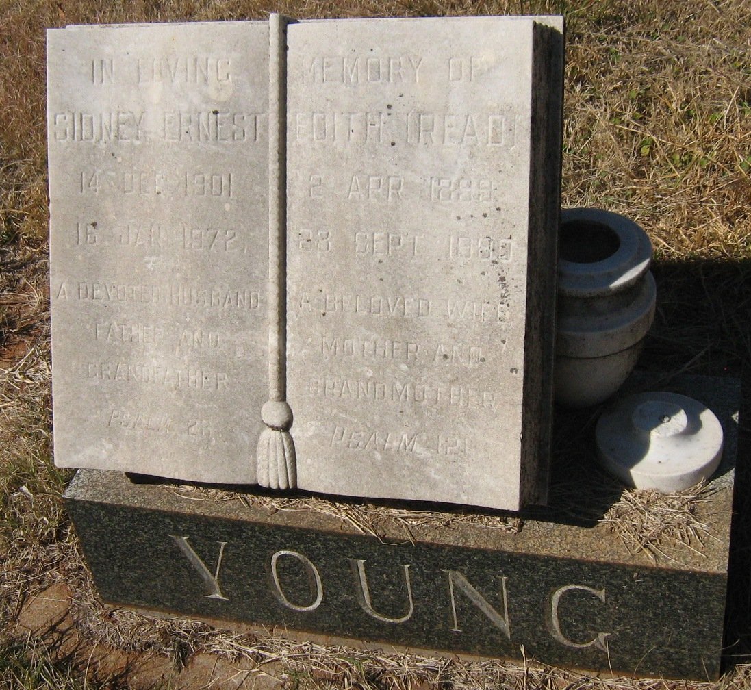 YOUNG Sidney Ernest 1901-1972 &amp; Edith READ 1899-1980