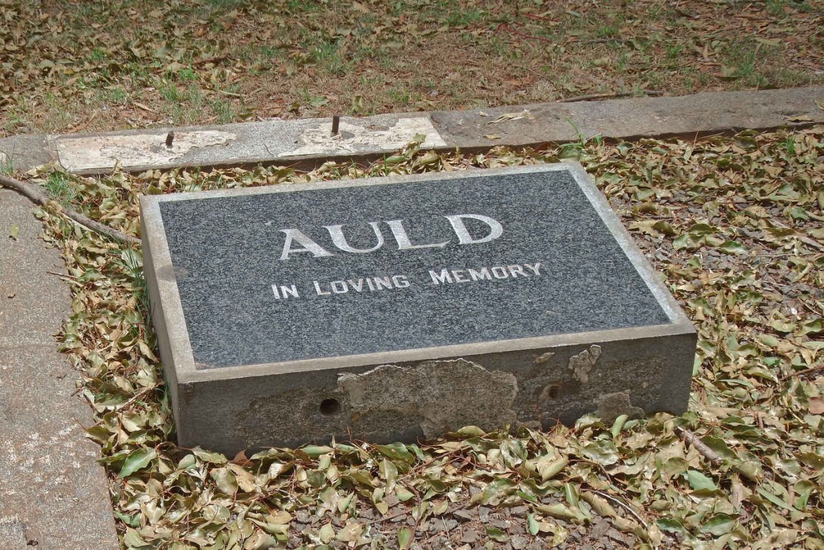 AULD 
