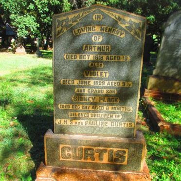 CURTIS Violet -1899 :: CURTIS Arthur -1918 :: PLACE Sydney -1917
