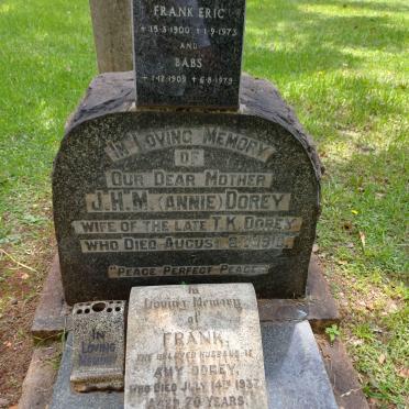 DOREY J.H.M. -1910 ::  DOREY Frank -1937 & Amy Blanche FORD 1870-1953 :: DOREY Elizabeth Ann Cowley 1858-1958 :: DAWSON Alice Maude nee DOREY 1862-1953 :: DOREY Frank Eric 1900-1973 & Babs 1909-1979_2