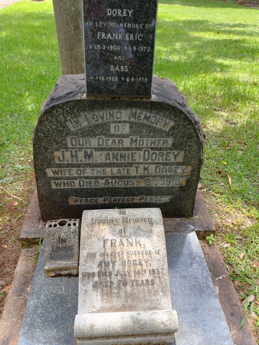 DOREY J.H.M. -1910 ::  DOREY Frank -1937 & Amy Blanche FORD 1870-1953 :: DOREY Elizabeth Ann Cowley 1858-1958 :: DAWSON Alice Maude nee DOREY 1862-1953 :: DOREY Frank Eric 1900-1973 & Babs 1909-1979_2