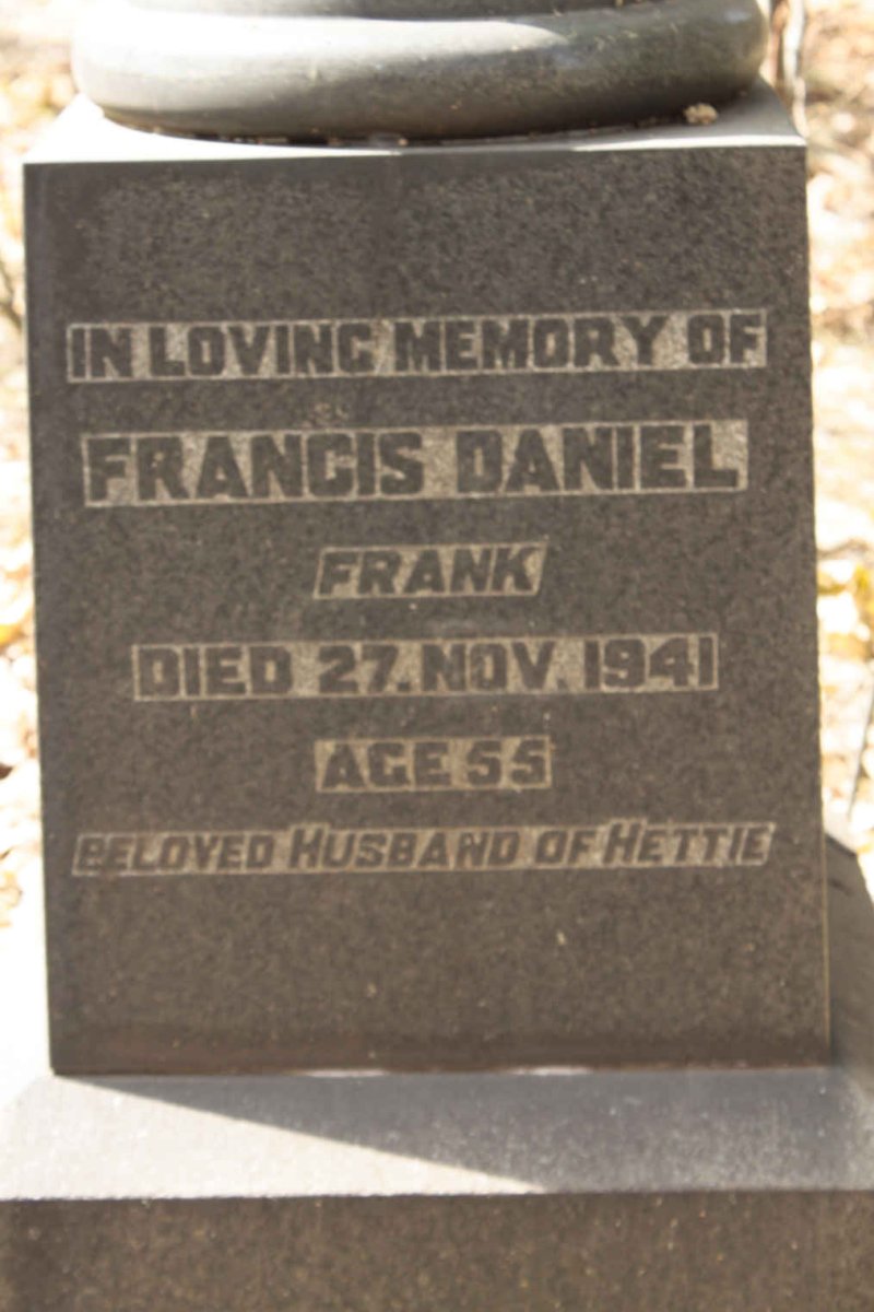 DANIEL Francis -1941