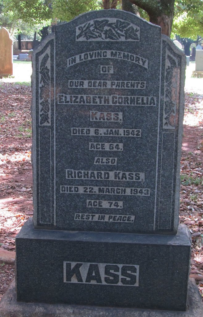KASS Richard -1943 &amp; Elizabeth Cornelia -1942