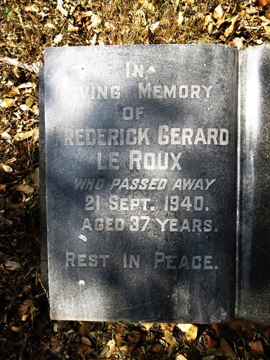 ROUX Frederick Gerard, le -1940