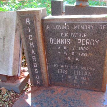 RICHARDSON Dennis Percy 1922-1991 & Iris Lilian 1928-1976