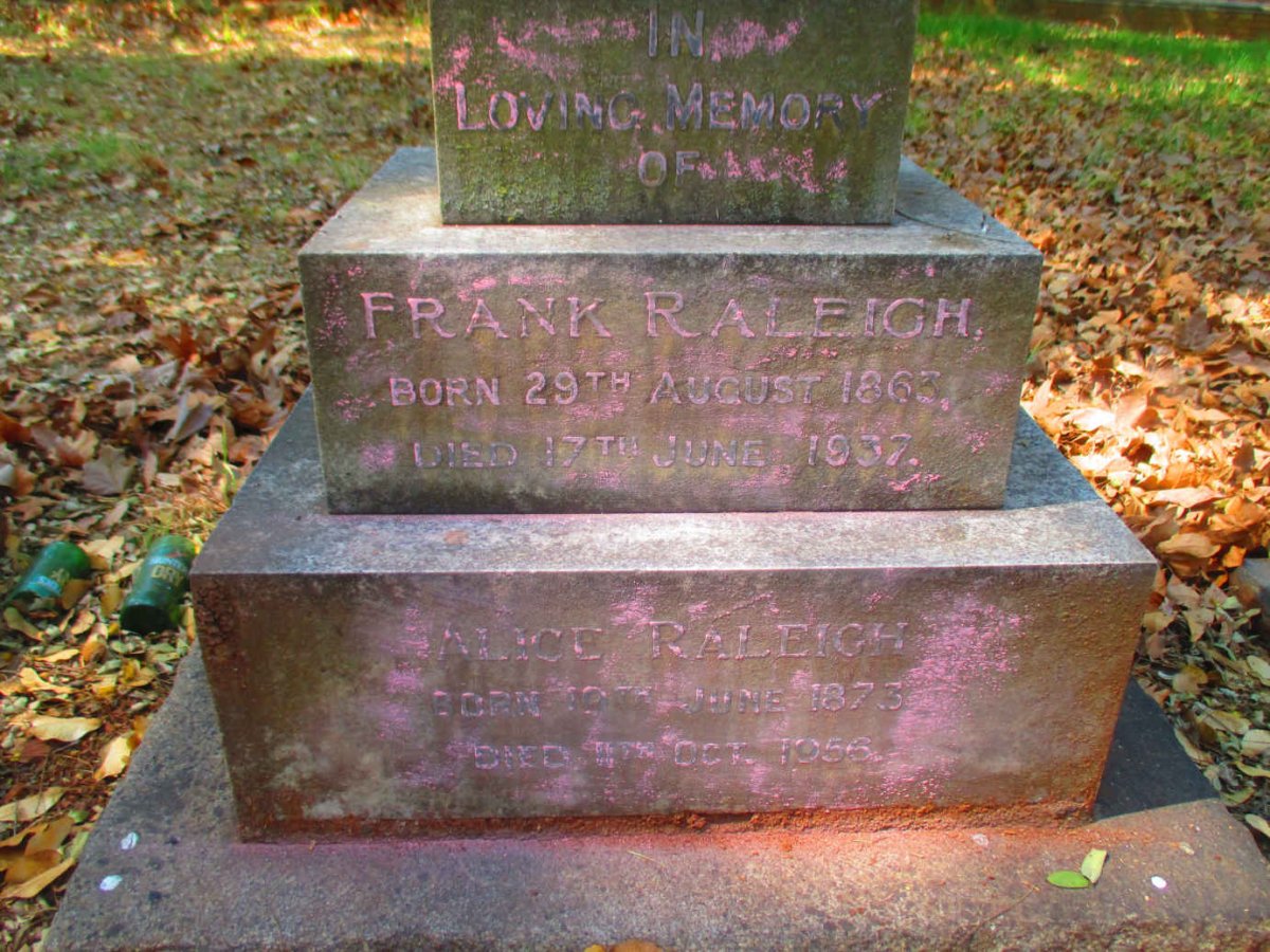 RALEIGH Frank 1963-1937 & Alice 1873-1956