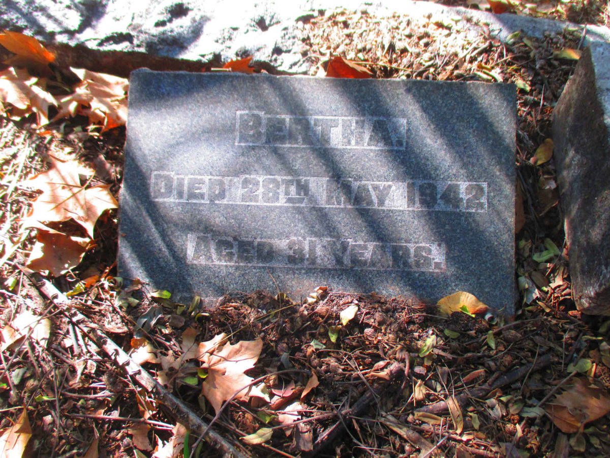 REIMERS Bertha -1942