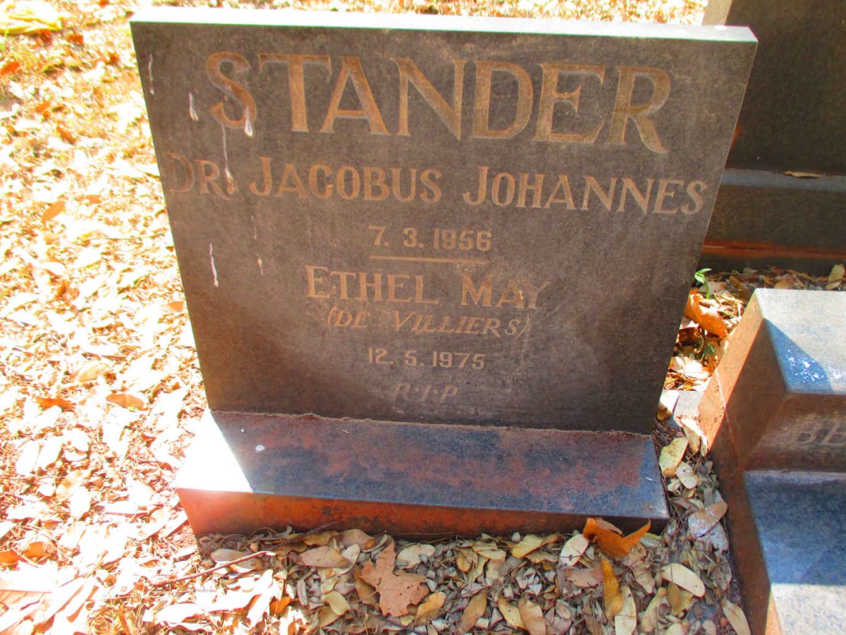 STANDER Jacobus Johannes -1956 & Ethel May DE VILLIERS -1975